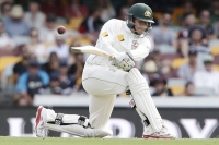 Aus vs nz usman khawaja suffers injury setback