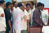 Kcr and kodandaram met on a stage