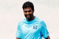 Muttiah muralitharan claims bcci owes him 400 000