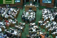 Man tries to jump into lok sabha chamber from visitors gallery