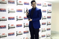 Allu arjun dedicates best actor for race gurram award to anr