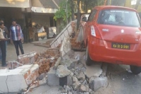 Car drove into house in secundrabad