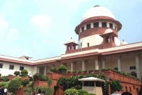 Dont hide behind rbi clarify your stand on loan moratorium sc to govt