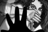 8 men held for raping dancer near lucknow