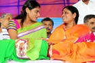 Ys vijayamma wants to contest in allagadda by election