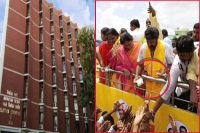Why ec and it dept doesn t interupt and cancels nandhyal bypoll