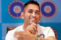 World cup is important everything else can wait dhoni