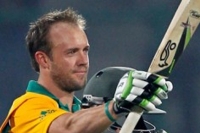 Ab de villiers breaks sourav gangulys record