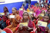 Coronavirus pandemic women holding jan dhan accounts to get rs 500 each for next 3 months