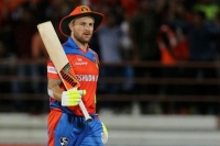 Brendon mccullum out of remainder of ipl with hamstring strain