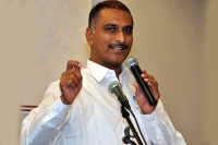 Telangana irrogation minister harish rao fire on chandrababu