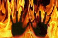 Wife watches tv as hubby burns to death