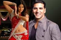 Bollywood star akshay kumar unlucky for south heroines