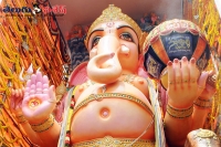 Khairatabad vinayak statue suruchi foods agency offer 5600 kilograms laddoo
