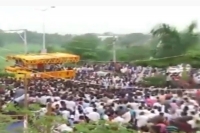 Thousands participated in kodela siva prasada rao last journey