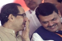 Maharashtra results bjp shiv sena lead in 160 sena says will stick to alliance