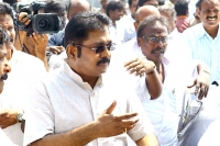 Ttv dinakaran warns palaniswamy government