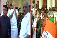 Pm modi pays tributes to jayalalithaa at rajaji hall in chennai