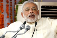 Modi vows cashless treatment for road accident victims