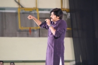 Pawan kalyan agian questions on ap special status issue
