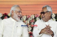Nitish kumar asks pm modi to deliver on package promise for bihar
