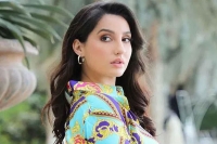 Actor nora fatehi questioned in rs 200 crore extortion case against conman