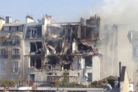 Explosion in central paris after domestic accident
