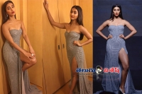 Pooja hegde hot poses at fashion week