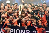 U mumba edge out bengaluru bulls to lift pro kabaddi title