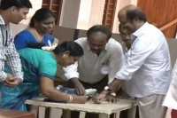 Rajinikanth and ajith vote in tamilnadu