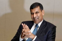 Raghuram rajan let india grow at 8 10 for 10 yrs before chest thumping