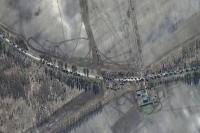 Huge russian military convoy stretching 64 km spotted north of ukraine capital kyiv