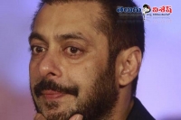 Supreme court issues notice to salman khan in poaching case