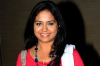 Singer sunitha denies rumours mahesh babu bramhotsavam special role