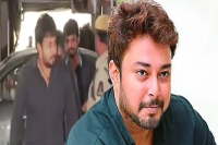 Telugu hero tanish lands in bengaluru drugs scandal police serves notice