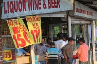 Liquor shops and bars to be closed in telangana upto april 14th