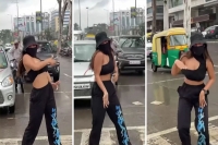 Traffic police serve notice to instagram influencer for dancing in the middle of the road