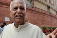 Yashwant sinha alleges many bjp lapses in handling jay shah case