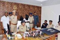 Telangana serial woman killer yerukala srinu arrested by police