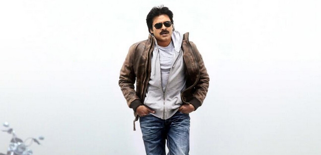Pawan attarintiki daredi collects 20 cr in overseas