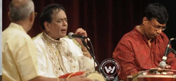 Mangalampalli balamuralikrishna special article