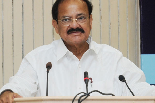 Venkaiah naidu comments on hyderabad