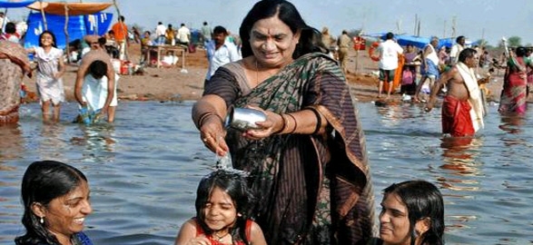 Saraswati pushkarams at kaleswaram karimanagar dist
