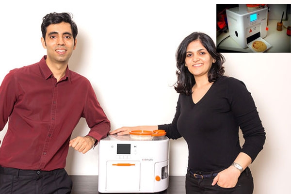 World first indian couple s chapati making robot a hit in us
