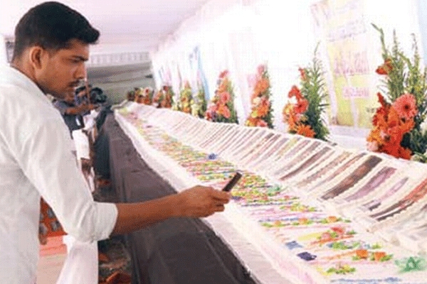 Rare cake makes its way to limca book