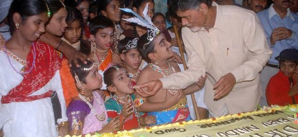 Chandra babu to celebrate birth day in vizag