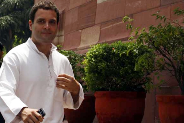 Rahul gandhi fires against speaker in parliament