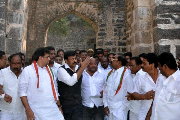 Tourism development in telangana promises chiranjeevi