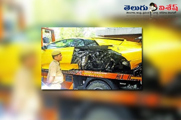 A four cr worth car was found an accident near india gate