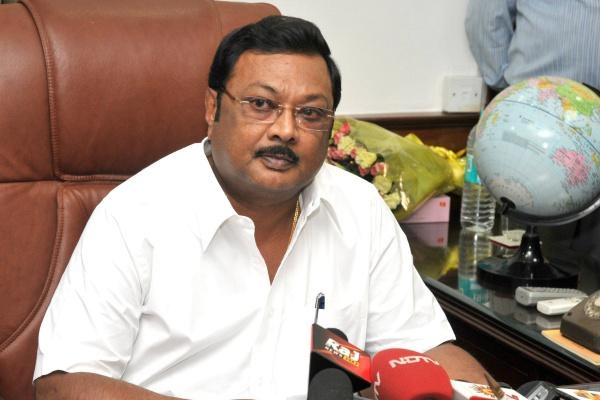 Karunanidhi son may join jayalalitha party